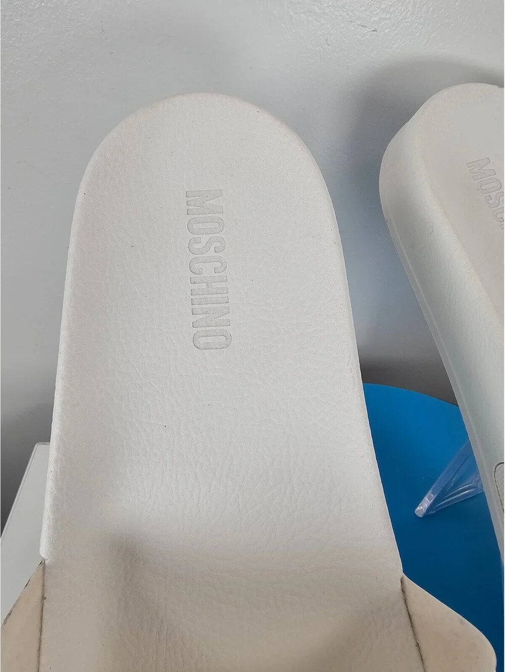 Moschino ​white rubber